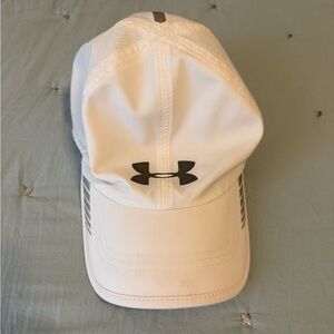 Under Armour with Logo - adjustable